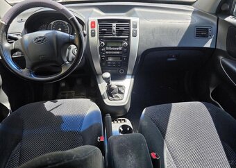 Hyundai Tucson 2.0-4x4-TAŽNÉ 1,6t-NÍZKÉ KM - 10
