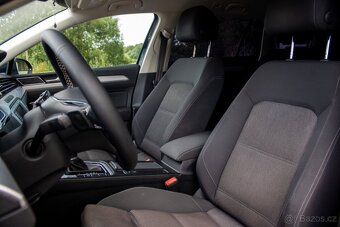 Volkswagen Passat Variant 2.0 TDI DSG - 10