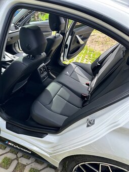 BMW F30 - 10
