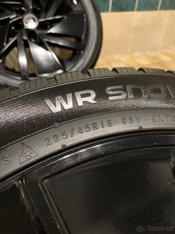Alu kola Škoda R18 5X112 ZIMNÍ PNEU 225/45 R18 OCTAVIA 4 - 10