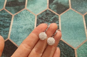 Nové dámské stříbrné náušnice kuličky třpytivé s kamínky - 10