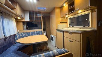 Karavan Knaus Sudwind 560 r.2010, palandy - 10