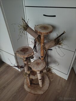 Stromy pro osmáky/činčily - 10