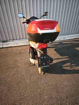 Honda SH 125i REPSOL (2007) VÝPRODEJ - 10
