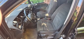 VW Touran 2.0TDI 150PS DSG Highline r.v. 2016 - 10