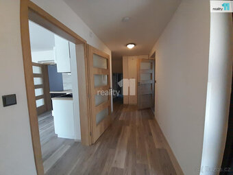 Pronájem bytu 3+kk, 64 m2, se zahradou, Dolní Radechová - 10