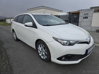Toyota Auris 1.4 d-4d 2016 fcl Dph - 10