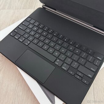 iPad Pro 12.9 6 gen + Magic Keyboard + Apple Pencil 2 - 10