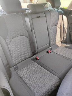 SEAT LEON 1.6TDI 81KW RV 2016 253km - 10