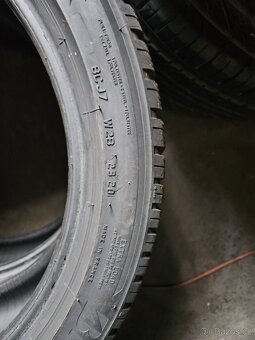 225/45R18 95V XL Bridgestone  Blizzak LM005 - 10