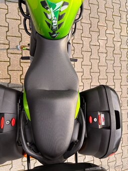 Kawasaki versys 650 - 10