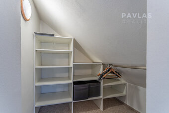 Pronájem velkého bytu 2+1, 94 m² s terasou 16 m² a vlastním  - 10