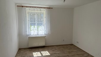 Pronajmu byt 2+1, 45 m² – Cheb (Riegerova 16) - 10