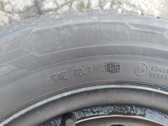 KOMPLET ZIMNÍ KOLA 195/65R15 8mm - 10
