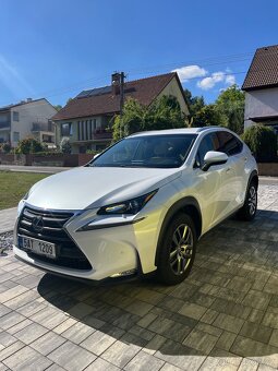 Lexus NX300h, 4x4, luxusní výbava, světlá kůže, odpočet DPH - 10