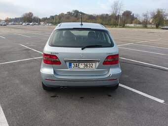 Mercedes Benz b200 turbo - 10