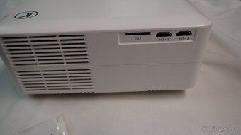 Projektor LCD LED VANKYO PERFORMANCE V630W - 10