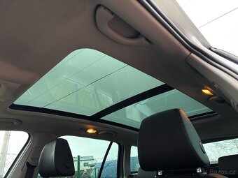 ŠKODA OCTAVIA COMBI III 2.0TDI 110KW DSG STYLE 2016 - 10