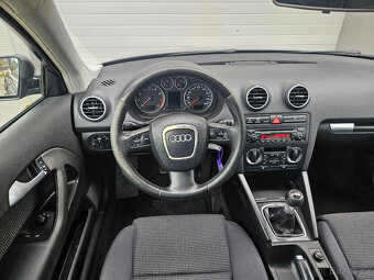 Audi A3 1.6 MPi 75 kW - 10