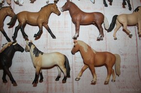 Figurky koní Schleich VI - 10