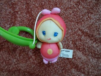 Playskool Kolotoč nad postýlku broučci, hraje a svítí - 10