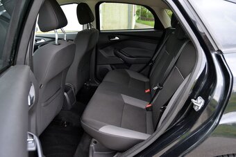 Ford Focus 1.6i 16V 92kW Style Plus - 10