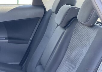 Toyota Verso - S 1.3i KLIMATIZACE KAMERA manuál 73 kw - 10