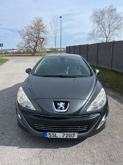 Peugeot 308 CC – Stylove kabrio s automatickou převodovkou - 10