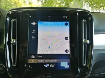 Volvo XC40 2.0 D4 AWDA/TKŮŽEBLIS - 10