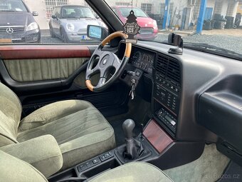 Lancia Thema 2.8 V6 Limited - 10