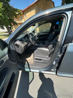 Volkswagen Touareg 3.0 TDI 165kW BKS - 10