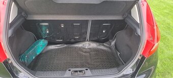 FORD FIESTA 1.2 - 10