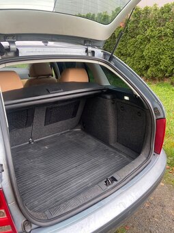 Škoda Fabia 1,4 16v 74Kw Elegance (291000) - 10