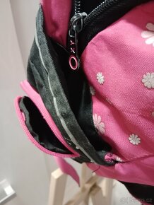 Růžovo černý batoh značky OXY - 10