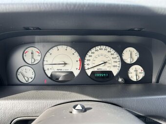 Jeep G.CH. WJ 4.7 V8 190kW HO 4x4, nová STK, 144tkm., USA - 10