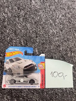 Hot Wheels - 10