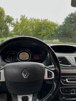 Renault Fluence - 10