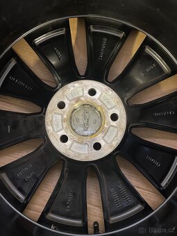 Orig zimni Volvo V90 S90 II r19 255/40/19 98% - 10