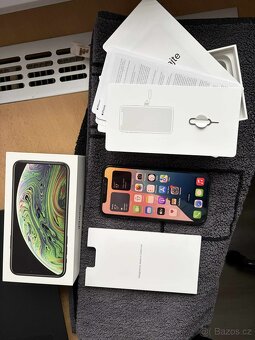 iPhone XS 64GB vesmírně šedá - 10