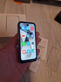 Mini mobilní telefony - 10