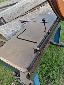 Tabulkové nůžky na plech Jesan NTP 1000 / 2,5 J - 10