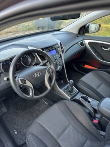 Hyundai i30, 1,6 benzin, na splátky bez registru - 10