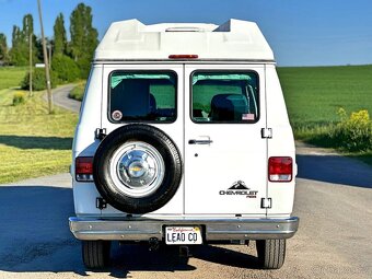 1995 Chevrolet G30 5.7 V8 | Obytný vůz | 59 804 mil - 10