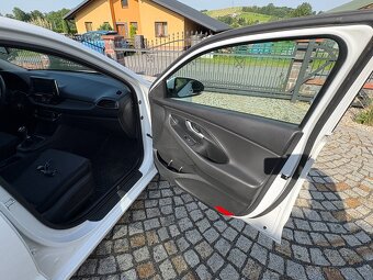 Hyundai i30 Fastback 1.0 T-GDI - 10
