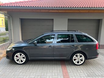 ŠKODA OCTAVIA 2.0TDI 125KW RS /XENON/DSG+F1/FACELIFT - 10