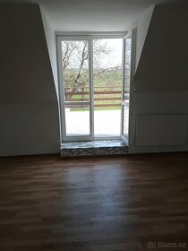 Atraktivný 6 pokojový, dvoupodlažní dům - 10