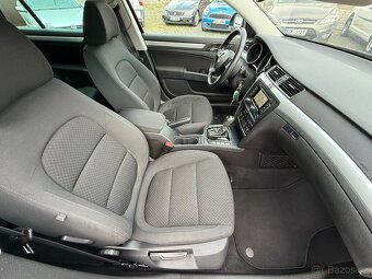 Škoda Superb II 2.0tdi 140ps combi DSG-NAVI-Dekra - 10