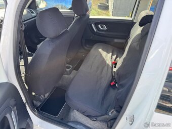 Škoda Roomster - 10