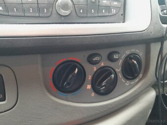 RENAULT TRAFIC 2.0 / 84KW - 10