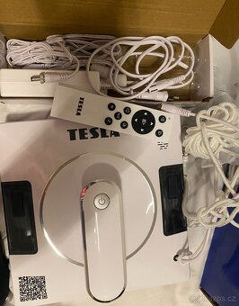 Tesla RoboStar W700 WiFi - 10